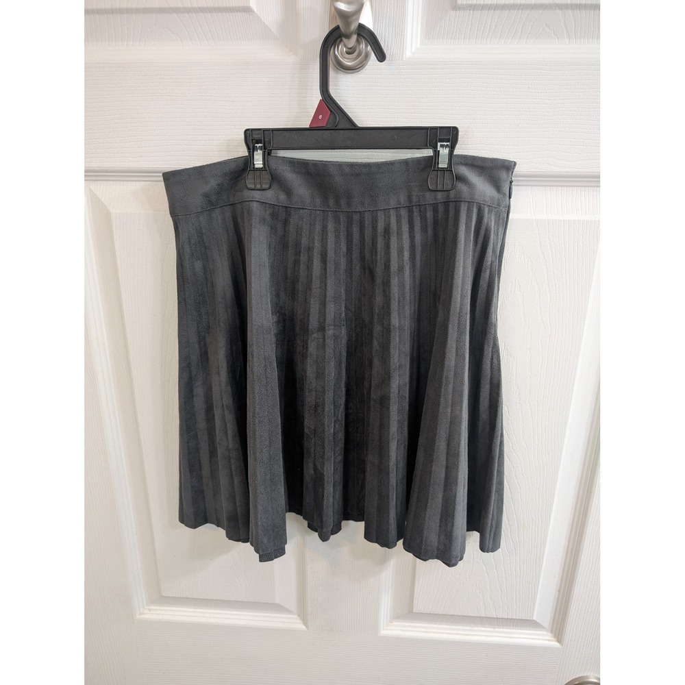 Vineyard Vines Pleated Mini Skirt Womens Gray Faux Suede Side Zip - Size 0